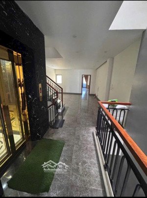 cần bán gấp toà nhà văn phòng 6 tầng mặt tiền đường nguyễn hữu thọ quận hải châu.