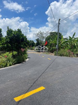 1lô ngay sau lưng uỷ ban an long 324m2 sẵn thổ cư, pháp lý rõ ràng 580tr bao phí toàn bộ