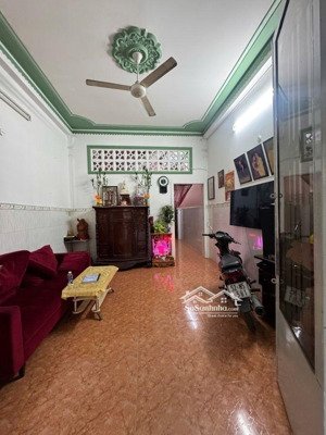 bán nhà chính chủ đường thạch lam 3 tầng btct hẻm 8m thông, không lộ giới