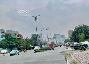 bán nhà 4 tầng hiện đại, ngay hoàng trọng mậu, kdc him lam, xe hơi đậu cửa, chỉ 12 tỷ