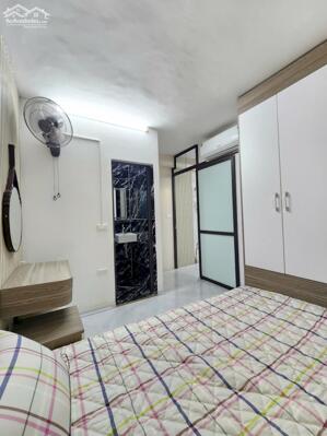 Bán nhà TT Tầng 1 Kim Mã 40m2 nhà đẹp ngõ rộng ba gác đỗ cửa ở ngay 4 tỷ