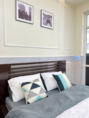 bán gấp trong tháng - bán nhà hẻm hồ văn huê 98m² 4 tầng - giá bán 20 tỷ