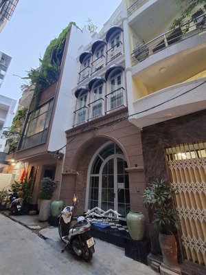 bán gấp trong tháng - bán nhà hẻm thủ khoa huân 98m² 4 tầng - giá bán 51 tỷ