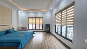 bán tòa căn hộ dịch vụ ngõ 444 phố đội cấn xây 7 tầng mới dòng tiền 70tr/tháng, giá: 17 tỷ!