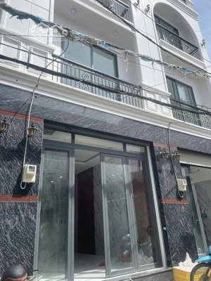 bán nhà 4 tầng siêu đẹp - hẻm trước nhà 6m