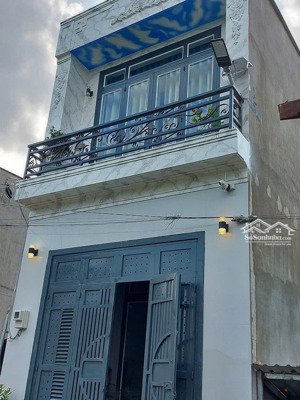 nhà đẹp 4*13,5m 3pn hẻm 4m ô tô 1/ ngắn đường 1c ấp 1 vĩnh lộc b