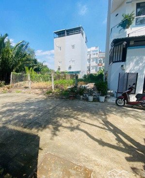 1 nền duy nhất, 126m2, ngang 12m, hẻm xe hơi lê văn lương, giá chỉ 5.34 tỷ, sổ riêng