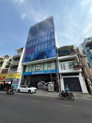 siêu vị trí - 2 mt cách mạng tháng 8, quận 3, dt 7x22m, 6 tầng hđt 150 tr / tháng, giá 35 tỷ