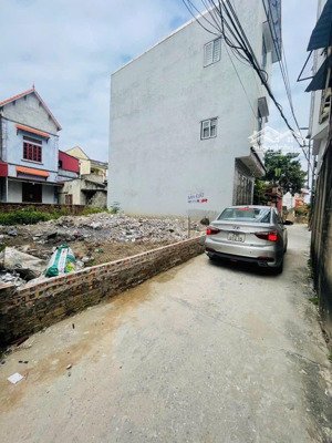 bán 103,5m làng hoa phụng công chia 2 lô cực đẹp