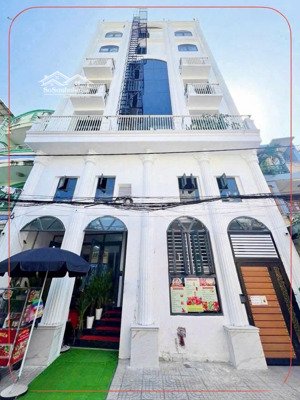 chưa qua thị trường. mtkd trần đình xu. 9 x 16m. cn 110m2. hđt: 230tr. giá 54 tỷ tl