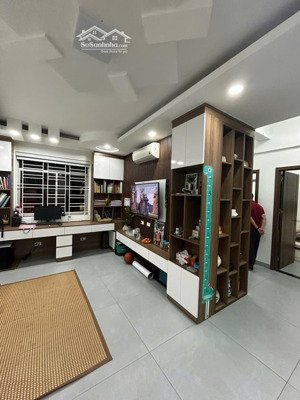 chính chủ bán căn góc chung cư nơ 8 bán đảo linh đàm sổ đỏ chính chủ 59m2