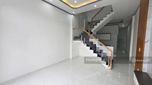 bán gấp nhà 1 trệt 1 lầu sổ riêng thổ cư gần cổng sau văn miếu trấn biên, tt 600tr nhận nhà ở ngay