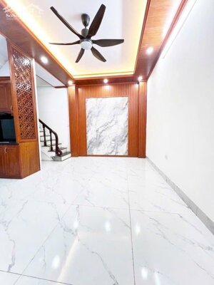 ĐẸP RẺ, NHÀ TRUNG TÂM PHỐ NGỌC LÂM 30M x 5T, LÔ GÓC - NỞ HẬU - MẶT TIỀN ĐẸP, GIÁ TL.