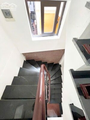 ĐẸP RẺ, NHÀ TRUNG TÂM PHỐ HỒNG TIẾN 30M x 5T, LÔ GÓC - NỞ HẬU - MẶT TIỀN ĐẸP, GIÁ TL.