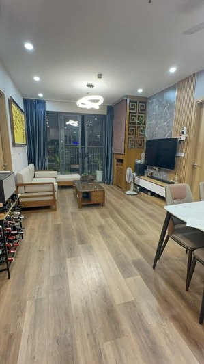 chín chủ bán căn 3 ngủ dt 80m2 full đồ tại berriver 390 nguyên văn cừ long biên