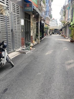 ngay phan huy ích - trường chinh - nhà 2 tầng đúc - hẻm 4m - dtsd 60m2 - nhà mới - chỉ 3,x tỷ