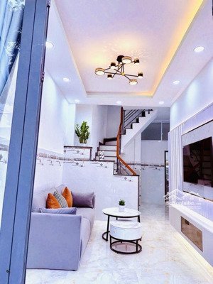 bán mặt tiền cao xuân dục, quận 8, vừa ở vừa kinh doanh, dtsd 51m2, chỉ 5.5 tỷ tl chính chủ