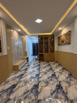 bán nhà 3 tầng mới đẹp vào ở ngay, đường dương bá trạc, quận 8, 42m2, giá 5.5 tỷ tl chính chủ