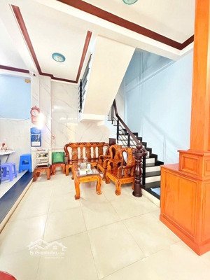 q10 siêu phẩm gần mày tiền,51m2 ,4tang 5pn 5x10 , nỏ hậu tài lộc ,giá nhỉnh 12 từ