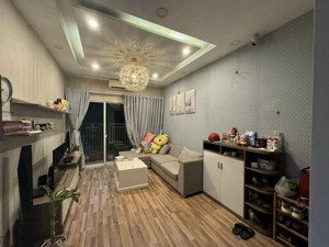 kẹt tiền nên tôi quyết định bán căn hộ sau bao năm gắn bó