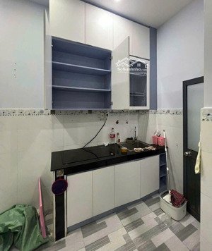 nhà 3 tầng 2pn 2wc ngay giga mall phạm văn đồng - dt 3,5x4m - giá 1ty 150tr