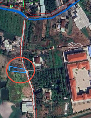 đất thổ 367m2(9,3 x 37) 1/ đường t6 xã hưng long