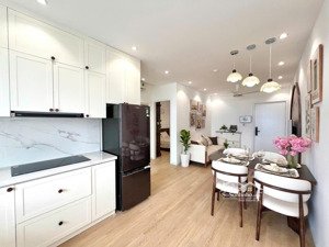 bán căn hộ mường thanh viễn triều hướng đông nam, tầng 31 tòa oc2a, view biển, giá 3,5 tỷ