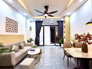 khu phan xích long - 25m2 x4 tầng - full nội thất ở ngay - nhỉnh 4.8 tỷ thương lượng chính chủ