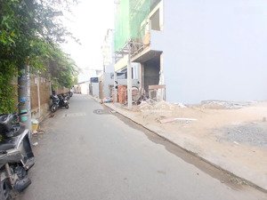 cần bán lô góc 2 mặt tiền p. trường thọ - sát vành đai 2 - kinh doanh đa nghành nghề