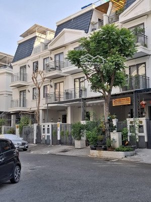 bán nhà phố đường sô 9 an phú quận 2 giá 21,5 tỷ