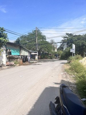 gấp bán mặt tiền tk8 bà điểm, hóc môn 7,9 tỷ (tl) 8 20 = 160m full thổ cư nhà xưởng