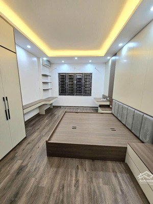 siêu hiếm ! bán nhà hồ tùng mậu, full nội thất , ngõ thông, hàng xóm vinhomes hàm nghi.