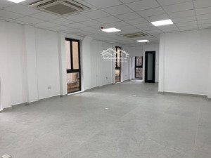 chính chủ cho thuê tầng 3 làm vp