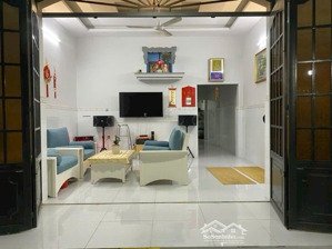 nhà cấp 4 đẹp đường 138, tân phú, q. 9 giá 5,3 tỷ