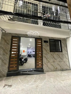 chính chủ bán chdv dòng tiền 150tr/tháng phố xã đàn 7t thang máy 18p dt:65m mt:5,5m nhà mới koong