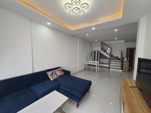 cho thuê căn hộ opal garden 3pn- 3wc giá 20tr/ tháng.