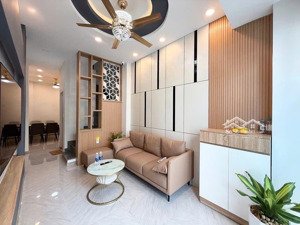 mặt tiển - nguyễn trọng tuyển - 2 tầng - 2 pn 3 wc - nhỉnh 6tỷ tl