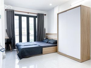 căn hộ ban công-full nt-ngay phan xích long, botanic tower chợ bà chiểu, ueh-isb, hiu, uef, vlu