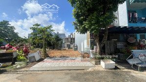 bán đất đối diện công viên - đường 5,5m nhân hoà 6, hoà xuân.