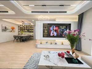 bán căn 4 phòng ngủ đã sửa - 122m2 - 11 tỷ - lh 