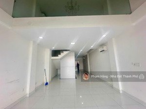 nhà cityland 5 tầng sẵn thang máy máy lạnh 40tr