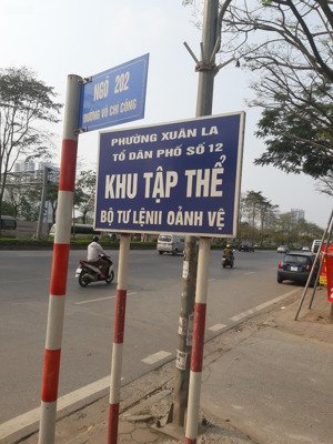 cho thuê nhà riêng ngõ 202 võ chí công, ô tô đỗ cửa 35m2 x 5 tầng lh: 