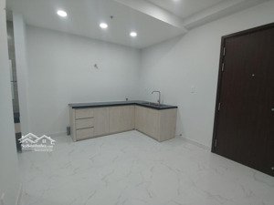 bán căn 1pn - 50m2 - giá 1,8 tỷ, nhà hiện trạng như mới, sẵn sổ công chứng được ngay