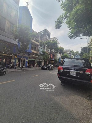 mt nguyễn thái bình cách ga metro bến thành 500m, dt 8x18, 4 tầng, 140 tỷ tl