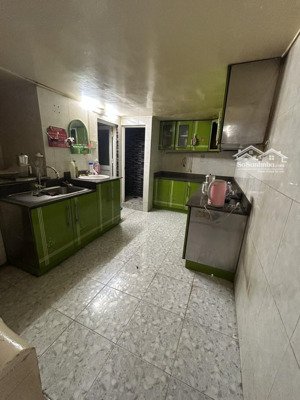 chính chủ bán nhà mthẻm 8m lạc long quân q11 - kinh doanh đa ngành - xây tự do 5 tầng - chỉ 7.4 tỷ