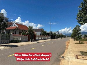 cần tiền trả nợ cuối năm thanh lý gấp đất trong kcn vsip dt 200m2 chỉ 6,3tr/m2 ngay khu dân cư đông