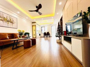 chính chủ bán căn hộ chung cư xuân la, dt 81 m2, 2pn, căn góc, ban công đông nam, view hồ tây