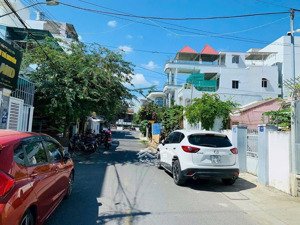 lô góc 2 mặt tiền trung tâm phố nha trang k có căn thứ 2