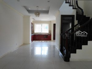 bán liền bán liền kề hàng hiếm splendora an khánh, dt 129m2, giá chỉ nhỉnh 200tr/m2, lh: 