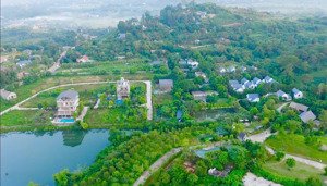 lô đất chính chủ cần bán nằm ngay mặt hồ yên bài lh 